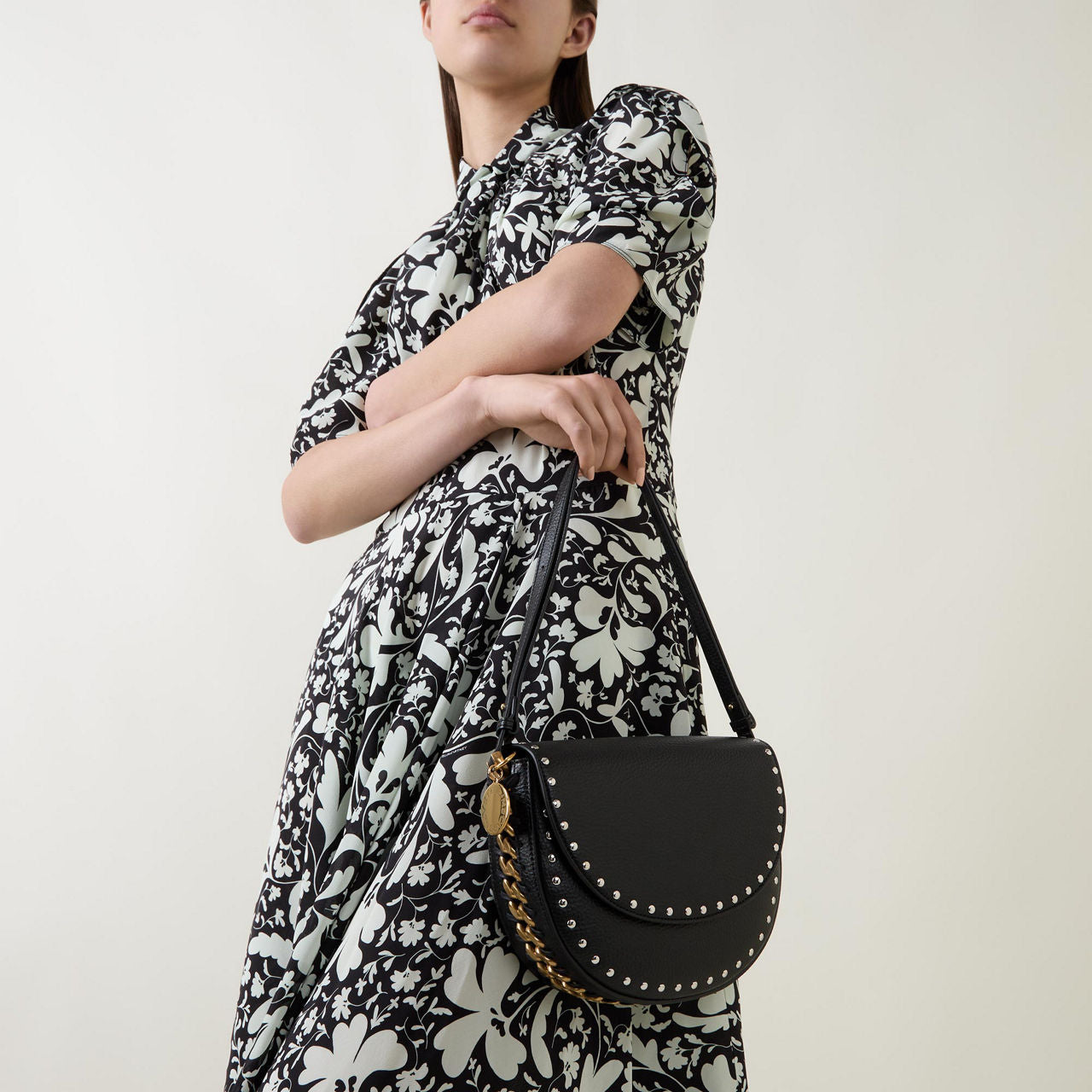 STELLA MCCARTNEY
Frayme Grainy Studded Medium Flap Shoulder Bag
