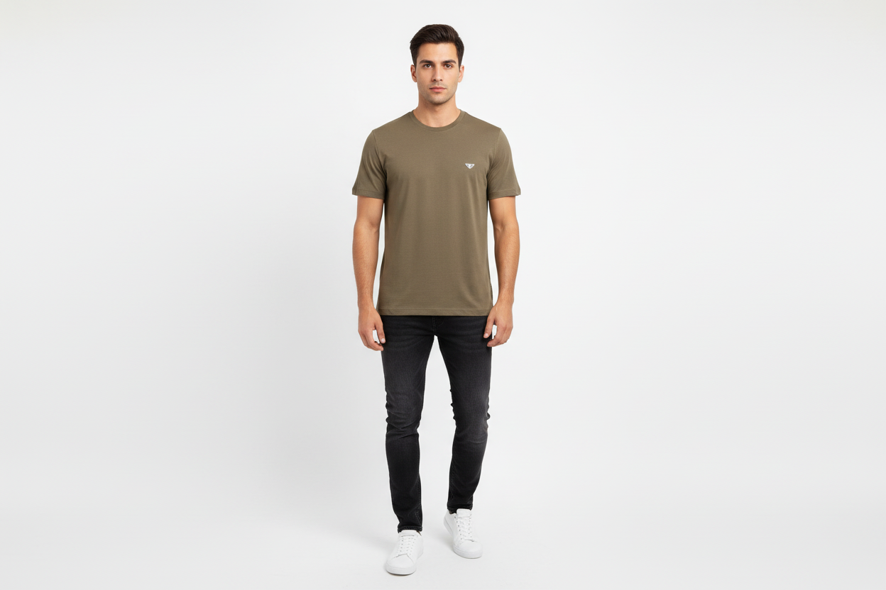 Prada logo-plaque T-shirt