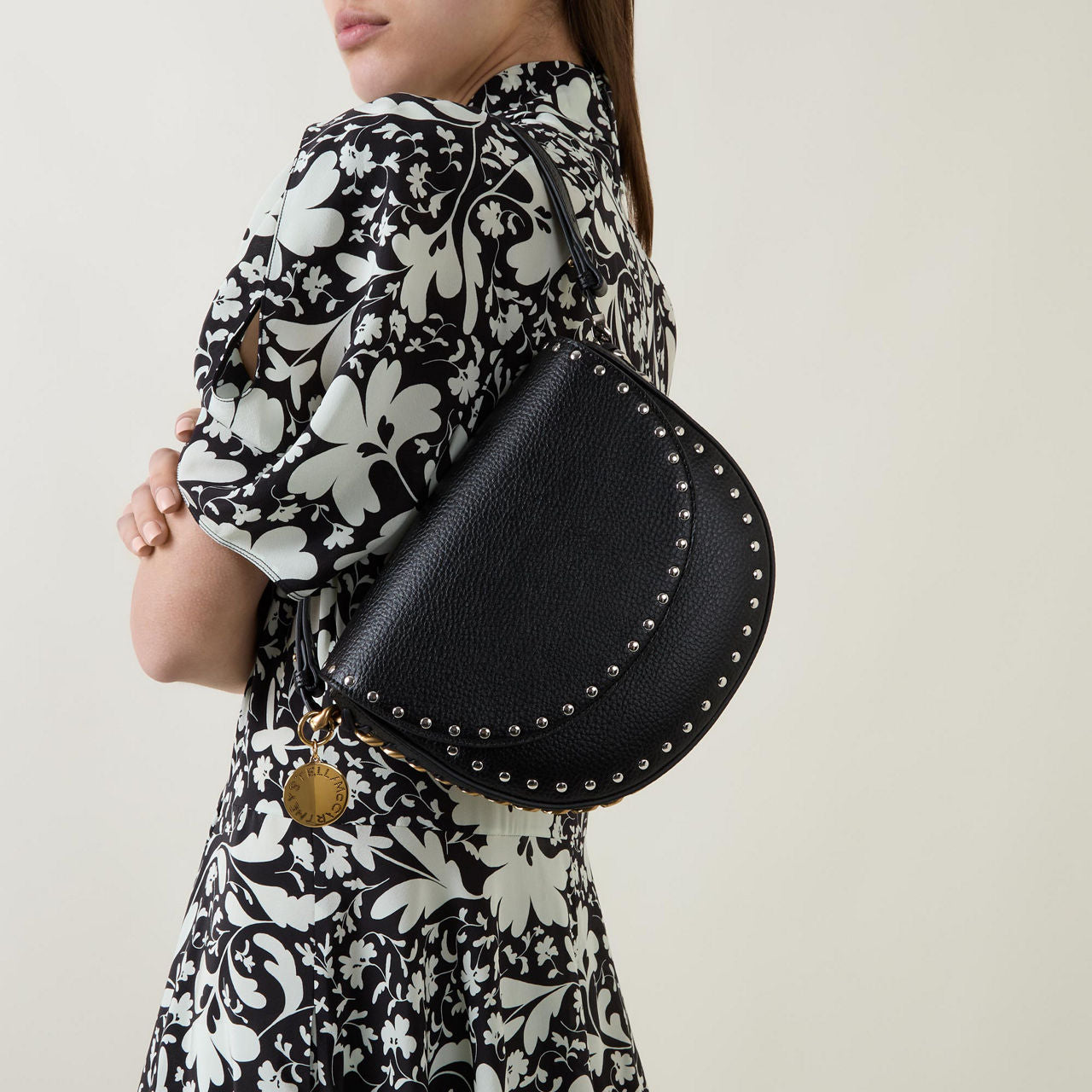 STELLA MCCARTNEY
Frayme Grainy Studded Medium Flap Shoulder Bag