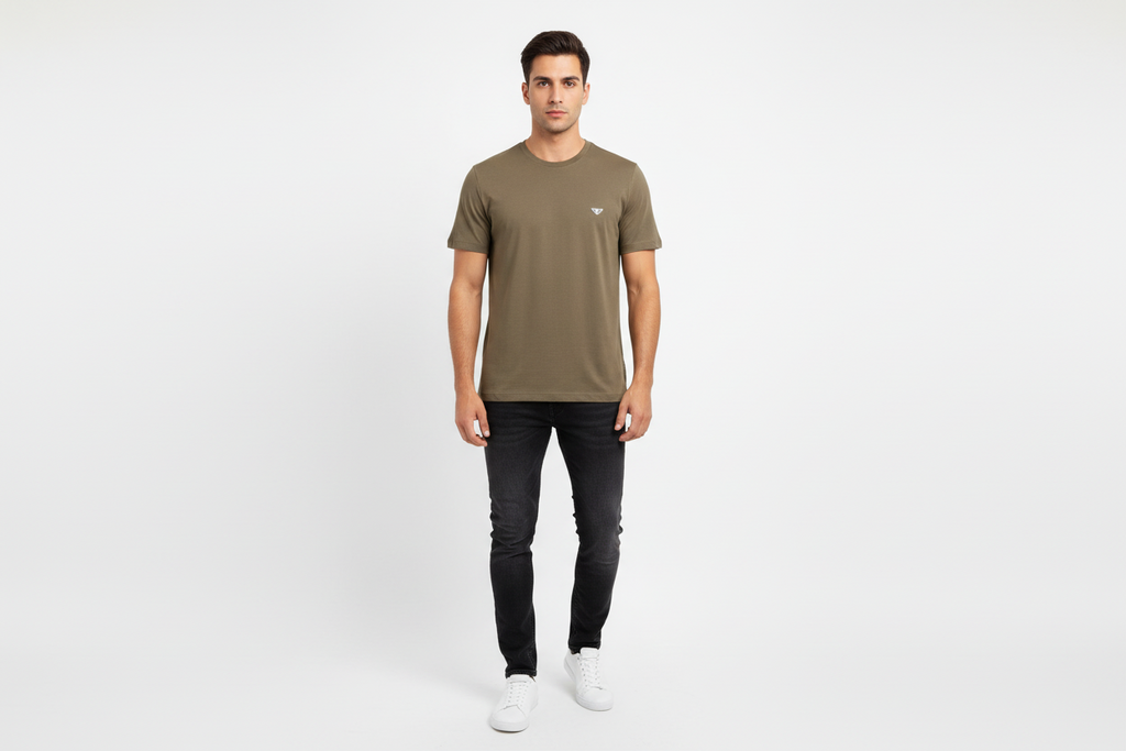 Prada logo-plaque T-shirt